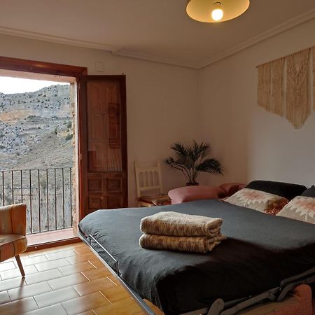 Mirador De Palacios- Centrico Con Vistas Y Parking Cerca Albarracín Esterno foto