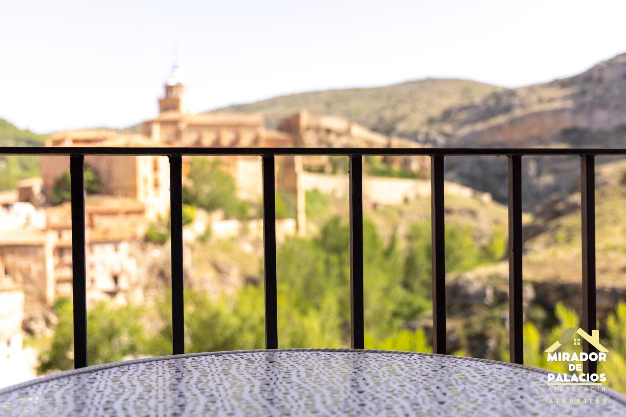 Mirador De Palacios- Centrico Con Vistas Y Parking Cerca Albarracín Esterno foto