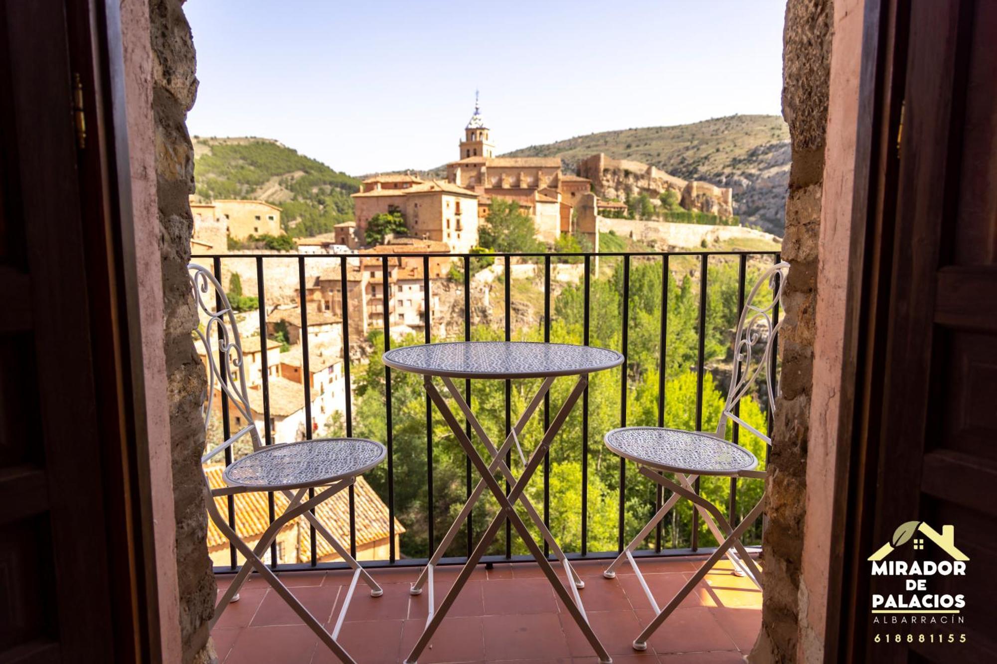 Mirador De Palacios- Centrico Con Vistas Y Parking Cerca Albarracín Esterno foto