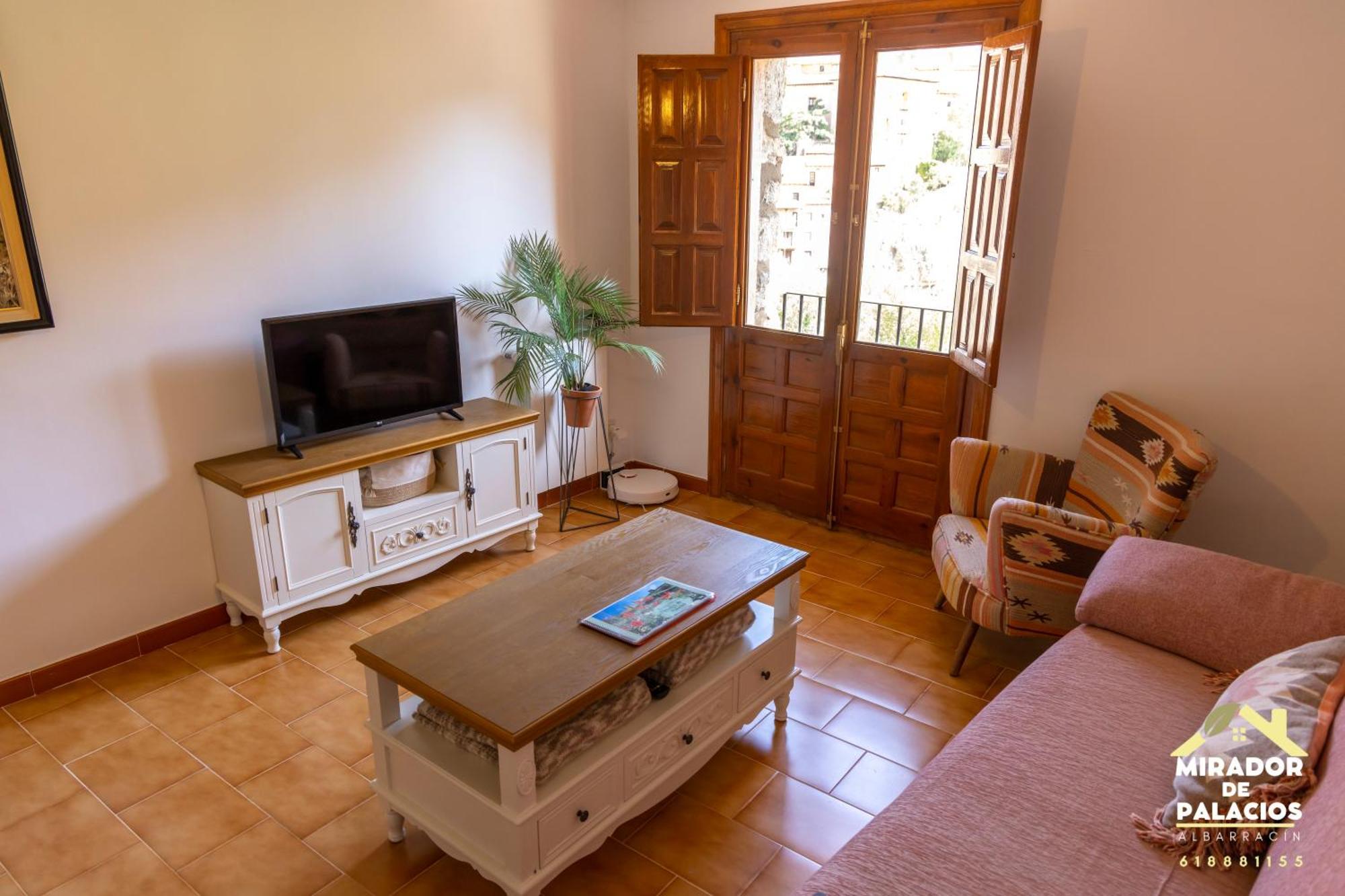 Mirador De Palacios- Centrico Con Vistas Y Parking Cerca Albarracín Esterno foto