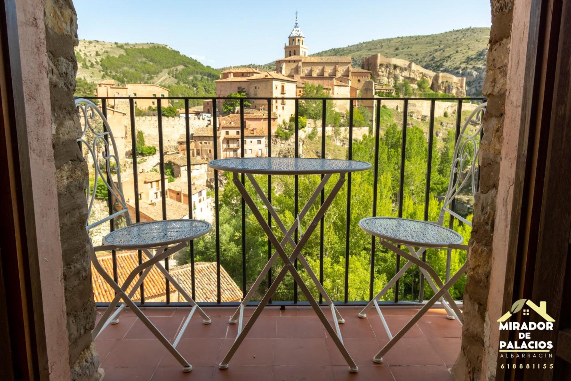 Mirador De Palacios- Centrico Con Vistas Y Parking Cerca Albarracín Esterno foto