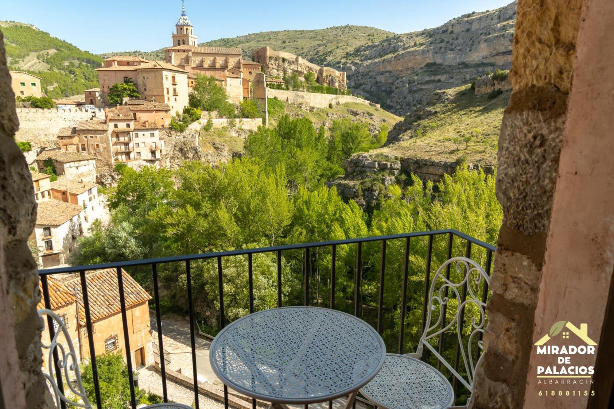 Mirador De Palacios- Centrico Con Vistas Y Parking Cerca Albarracín Esterno foto