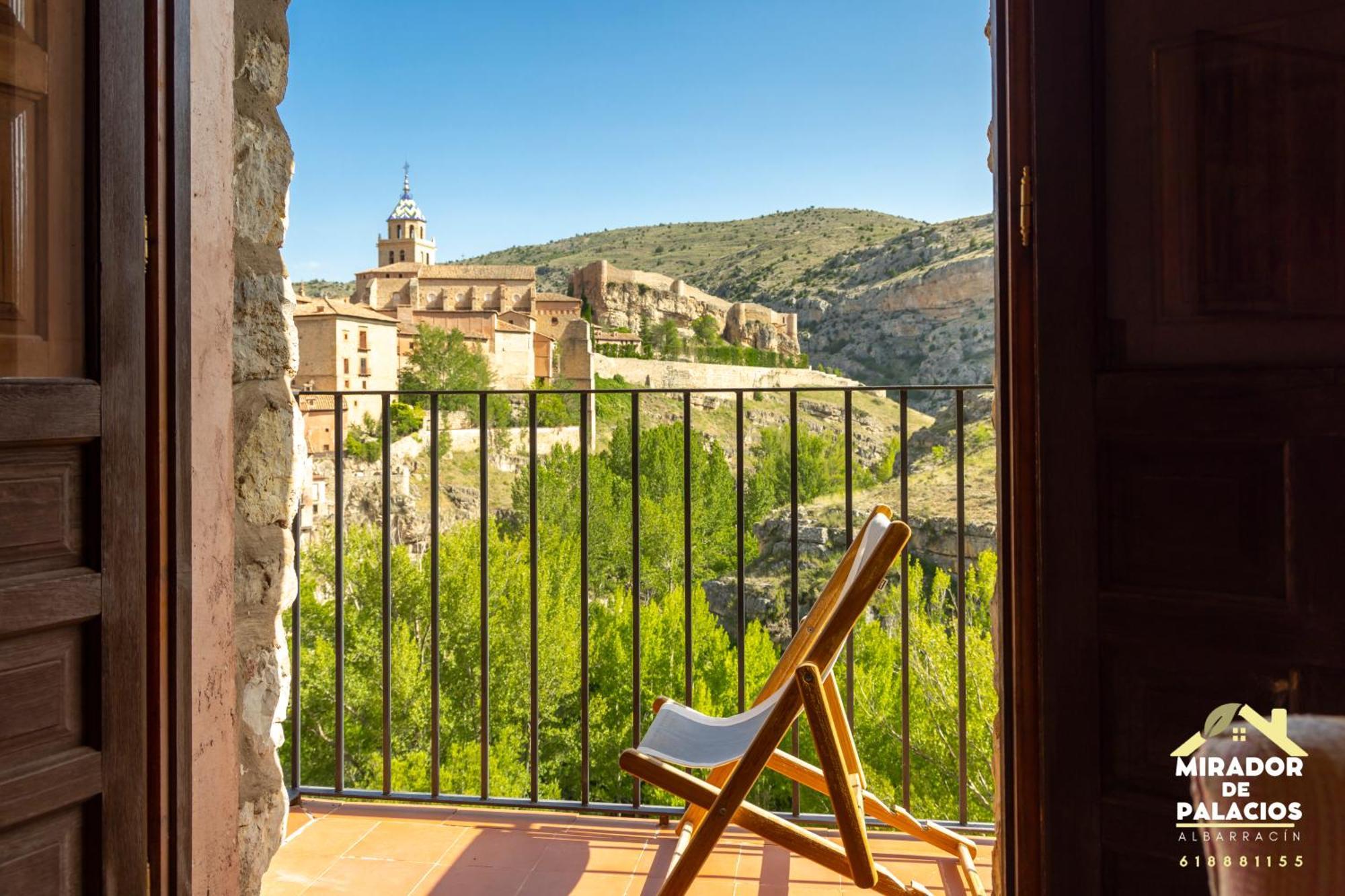 Mirador De Palacios- Centrico Con Vistas Y Parking Cerca Albarracín Esterno foto