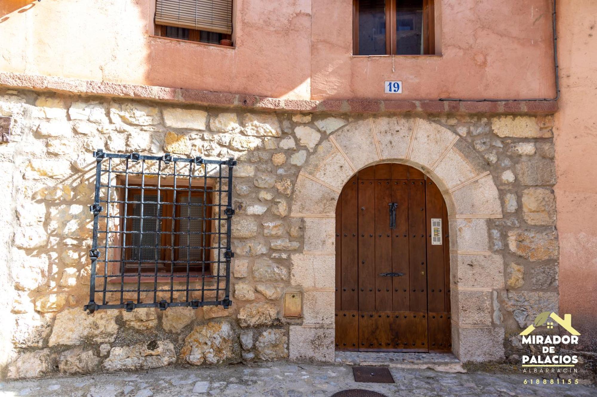 Mirador De Palacios- Centrico Con Vistas Y Parking Cerca Albarracín Esterno foto